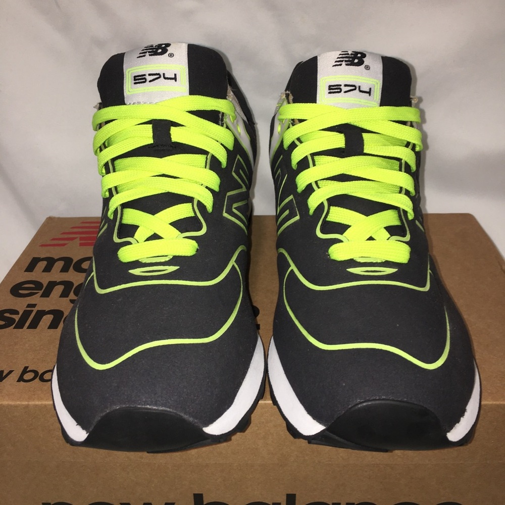 New Balance 574 neon